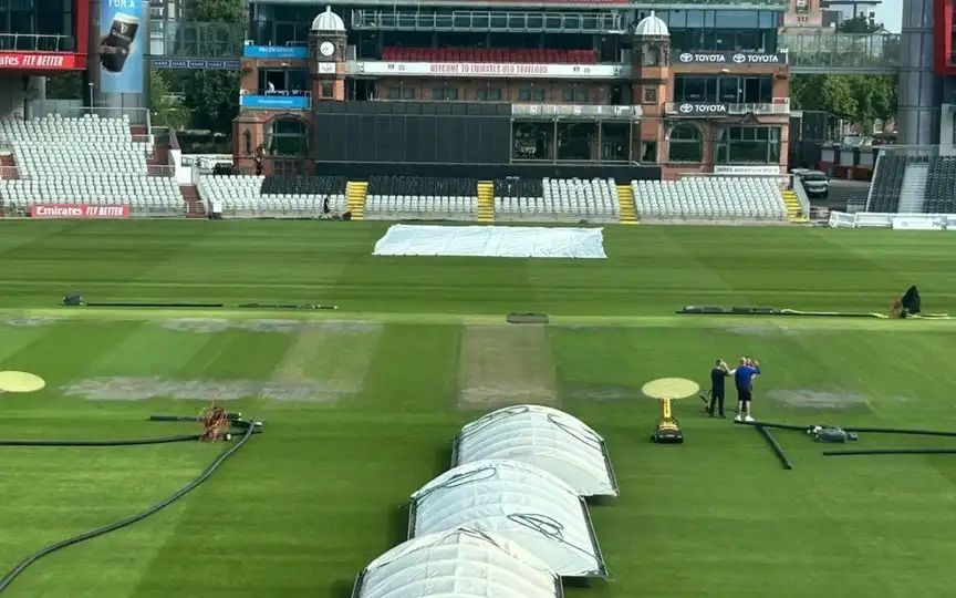 First Look Of Old Trafford Pitch Out; Gambhir And Gill Engage In Intense Chat Post Inspection 